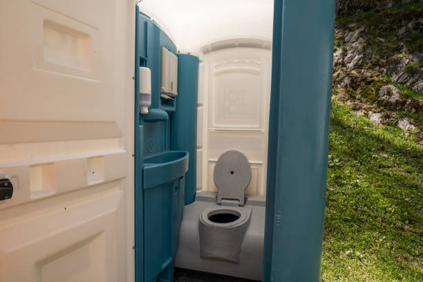 Best High-end porta potty rental  in Ettrick, VA